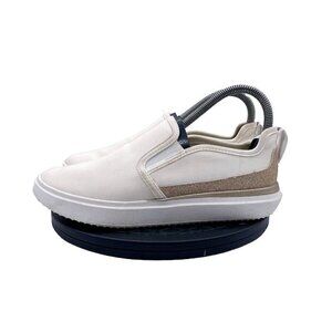 Rocket Dog Womens Beckign White Slip-On Sneakers Shoes size 7